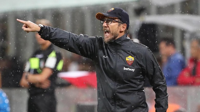 Di Francesco Akui Buat Kesalahan Saat Roma Kalah dari Milan