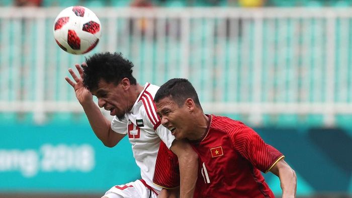 UEA menyabet medali perunggu sepakbola Asian Games 2018 usai menang adu penalti lawan Vietnam (Foto: Charlie/ANTARA FOTO/INASGOC) UEA menyabet medali perunggu sepakbola Asian Games 2018 usai menang adu penalti lawan Vietnam (Foto: Charlie/ANTARA FOTO/INASGOC)