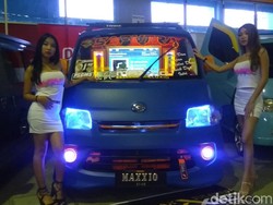 120 Mobil Adu Ganteng di IAM Makassar