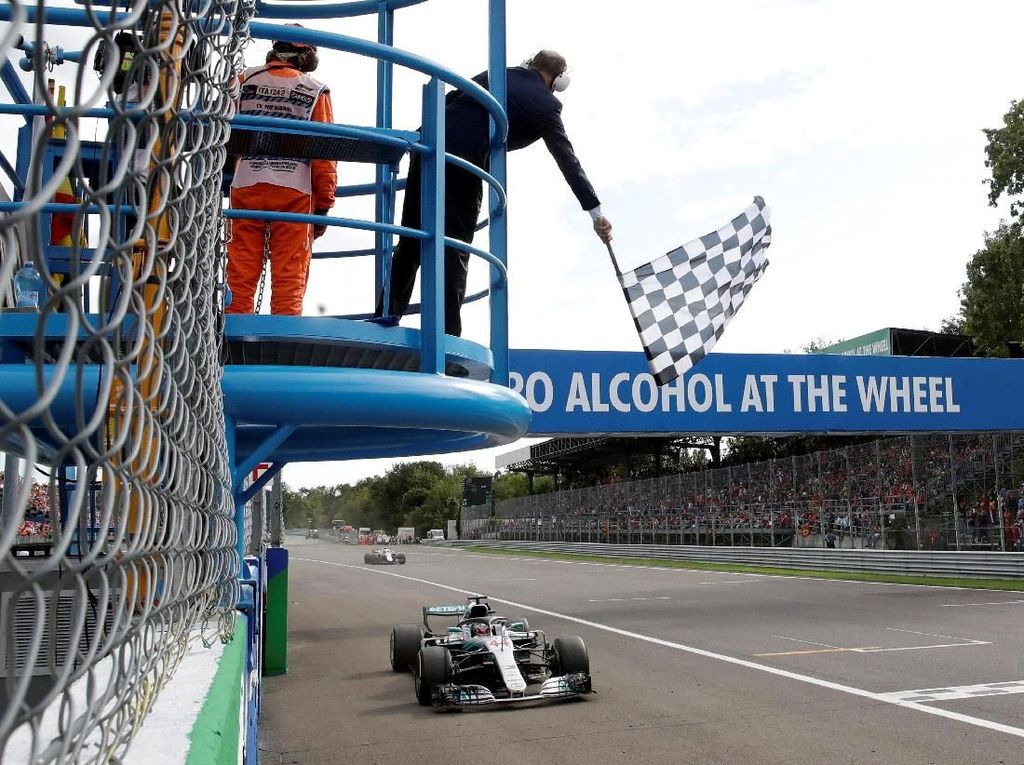 Hasil GP Italia: Hamilton Juara, Raikkonen Kedua Hasil GP Italia: Hamilton Juara, Raikkonen Kedua