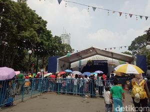 Hari Terakhir Asian Games 2018, Ribuan Masyarakat Tumpah Ruah di GBK