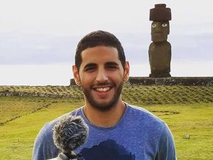 Siapa Nas Daily? Vlogger yang Sebut Pulau Bali Terputih di Asia Siapa Nas Daily? Vlogger yang Sebut Pulau Bali Terputih di Asia