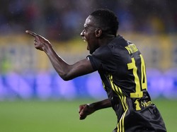 Bianconeri baru bisa kembali merobek gawang Parma di menit ke-58. Blaise Matuidi menerima bola hasil umpan tumit dari Mandzukic. Tanpa kesulitan, Matuidi melepaskan tembakan dari jarak dekat. Juventus pun unggul 2-1. (Foto: Alberto Lingria/Reuters)