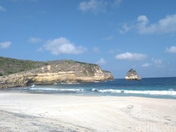 Konon, Pasir Pantai Ini Bisa Sembuhkan Rematik Hingga Stroke