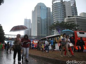 Dear Warga DKI, Waspadai Kilat dan Hujan dengan Intensitas Tinggi