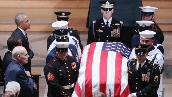 Foto: Tanpa Trump, Pemakaman McCain Dihadiri Obama Hingga Clinton