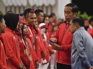 Foto: Saat Jokowi Bacakan Nominal Bonus Atlet Asian Games Foto: Saat Jokowi Bacakan Nominal Bonus Atlet Asian Games