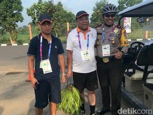 Ofisial Asal India Borong Petai di Jakabaring untuk Oleh-Oleh
