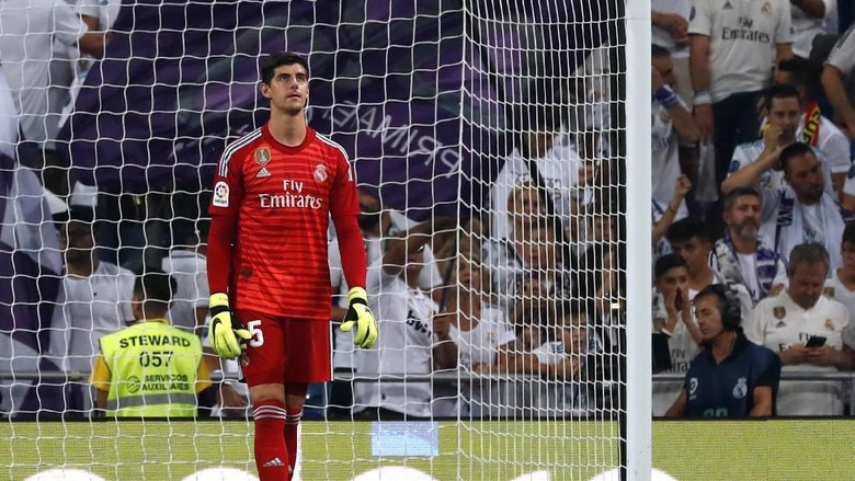 Courtois Akhirnya Main Juga Courtois Akhirnya Main Juga