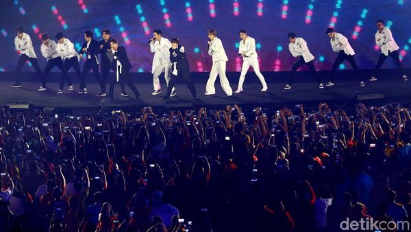 Super Junior Bikin GBK Berisik di Closing Asian Games