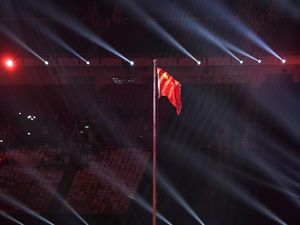 Foto: Pengibaran Bendera China Sebagai Tuan Rumah Asian Games 2022