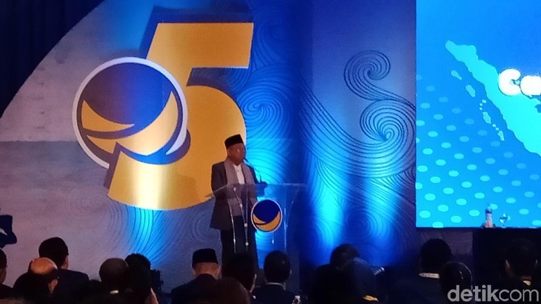 Maruf Amin Tergetkan Indonesia Tinggal Landas di Tahun 2024 Maruf Amin Tergetkan Indonesia Tinggal Landas di Tahun 2024