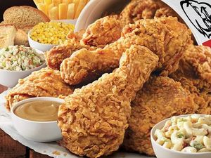 Pegawai KFC Ini Bocorkan Trik Bikin Ayam Goreng Renyah, Contek Yuk!