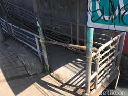 Lurah Cengkareng Timur Minta JPO Daan Mogot Segera Diperbaiki