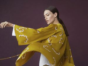 Kamu Mau Koleksi Uniqlo x Hana Tajima Secara Gratis? Ini Caranya Kamu Mau Koleksi Uniqlo x Hana Tajima Secara Gratis? Ini Caranya