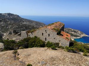 Pulau Eksklusif Ini Hanya Bisa Dikunjungi Dua Kali Setahun