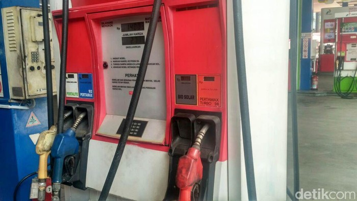 Beberapa SPBU mulai menjual biodiesel 20 persen atau B20. Foto: Achmad Dwi Afriyadi