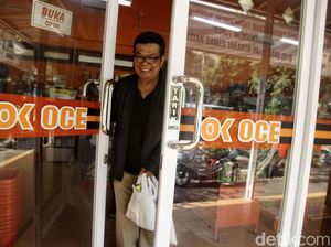 Menengok OK Oce Mart Kemayoran yang Masih Layani Pembeli