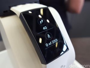 Penampakan Smartwatch Fitbit Charge 3 Penampakan Smartwatch Fitbit Charge 3