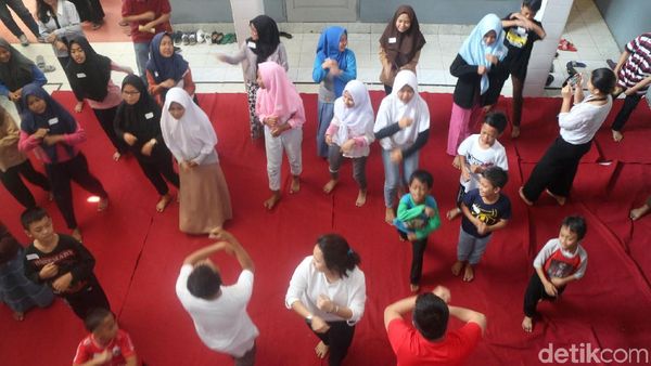 Bantuan Untuk Warga Panti