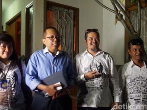 Sekjen KIK Kumpul Malam Ini Bentuk Timses Tingkat Daerah Sekjen KIK Kumpul Malam Ini Bentuk Timses Tingkat Daerah