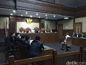 Eks Ketua BPPN Dituntut 15 Tahun Bui karena Korupsi BLBI Rp 4,5 T Eks Ketua BPPN Dituntut 15 Tahun Bui karena Korupsi BLBI Rp 4,5 T