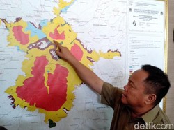Dari 274 Titik Api, Tersisa 6 Titik Api di Savana Bromo