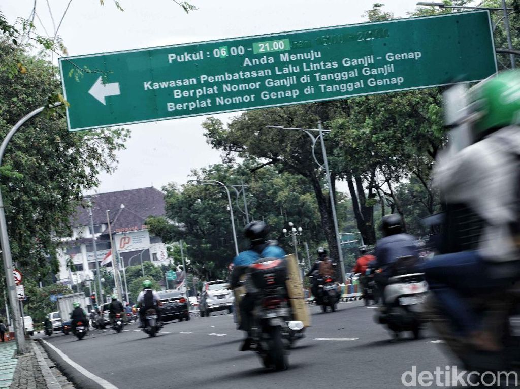 Ini Daftar Kendaraan yang Bebas Melintas di Ganjil-genap Jakarta Ini Daftar Kendaraan yang Bebas Melintas di Ganjil-genap Jakarta