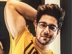 Bugarnya Penyanyi Kuch Kuch Hota Hai di Penutupan Asian Games