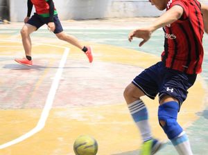 Menggiring Bola Menuju Kemenangan
