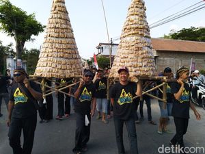 Festival Tumpeng Tahu di Ponorogo Berlangsung Seru dan Meriah