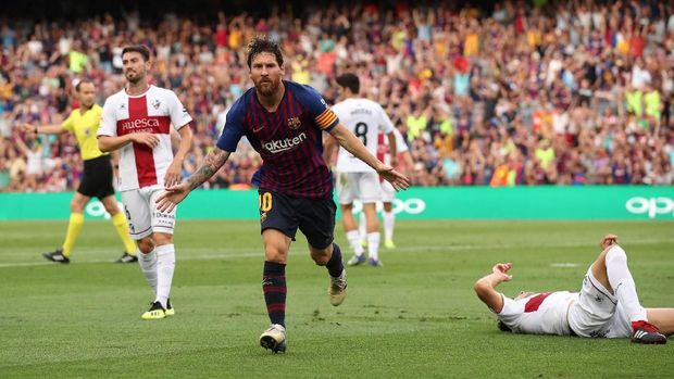 Lionel Messi sudah tampil bersama tim utama Barcelona sejak tahun 2004.