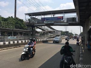 JPO Jembatan Gantung yang Pernah Buntung Kini Tak Terawat