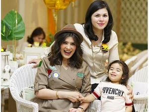 Seru Banget! Ini Dia Baby Shower Carissa Puteri Seru Banget! Ini Dia Baby Shower Carissa Puteri