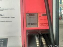 Bus Keluhkan Stok Biosolar, Antre Berjam-jam di SPBU