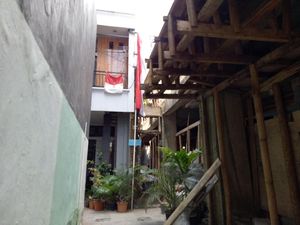 Melihat Lagi Jalan yang Dipersempit Pengantar Pak RW ke Bui