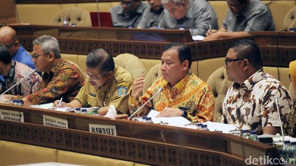 Bahas Pemilu 2019, Komisi II DPR Gelar RDP bersama Bawaslu