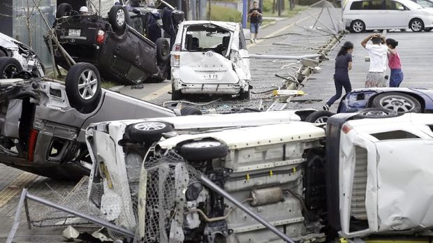 Topan Jebi Jepang, 6 Orang Tewas dan 164 Luka-Luka