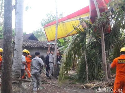 Foto: Kondisi Pesawat Latih yang Jatuh di Gunungkidul