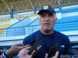 Arema Kontrak Mario Gomez