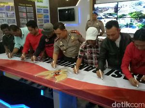 Deklarasi 2019GantiPresiden di Banyuwangi Batal Digelar Deklarasi 2019GantiPresiden di Banyuwangi Batal Digelar