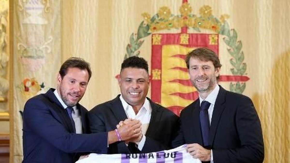 Ronaldo jadi pemilik Real Valladolid. (Foto: CESAR MANSO / AFP)
