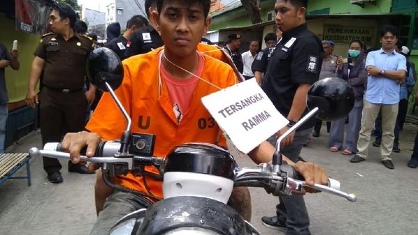 Amarah Kerabat Saat Rekonstruksi Kartel Narkoba Bakar Sekeluarga