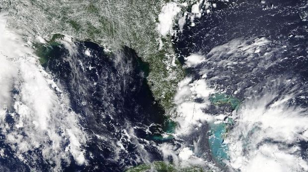 Badai Tropis Gordon Akan Hempas Florida