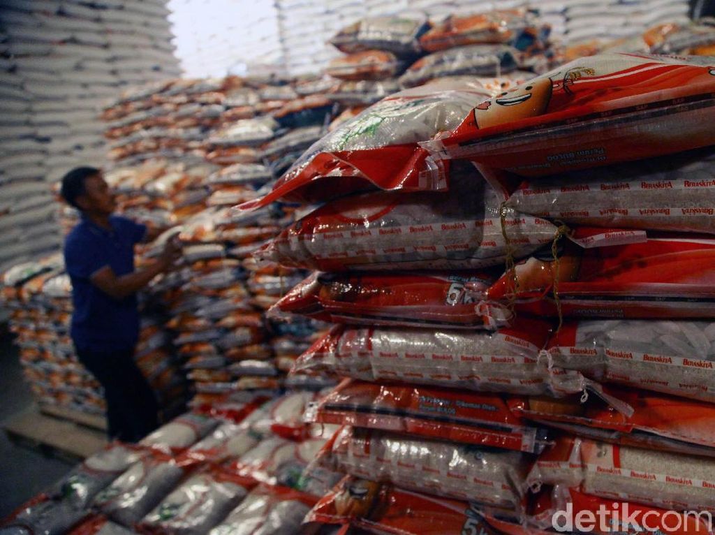Sudah Kantongi Izin, Bos Bulog: Impor 2 Juta Ton Beras Masih Wacana Sudah Kantongi Izin, Bos Bulog: Impor 2 Juta Ton Beras Masih Wacana