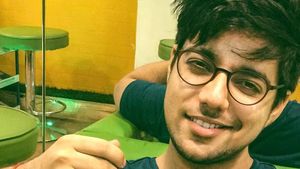 Gaya Makan Penyanyi India Siddharth Slathia yang Tampil di Closing Asian Games