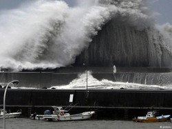 Topan Jebi Menghantam Jepang, Jutaan Orang Mengungsi