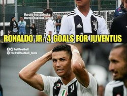 Ronaldo harus rela, loh, dibandingkan dengan anaknya sendiri. (Foto: Istimewa)