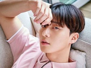 10 Aktor Korea Dikenal Ahli Ciuman, Hyun Bin Hingga Park Seo Joon 10 Aktor Korea Dikenal Ahli Ciuman, Hyun Bin Hingga Park Seo Joon