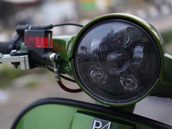 Vespa Keren Anti Dekil